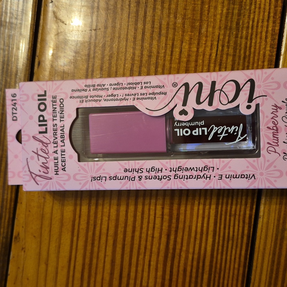 Ioni 4pc Set, 2 Lip Plumper, Lip Oil, Lashes - Picture 2 of 9